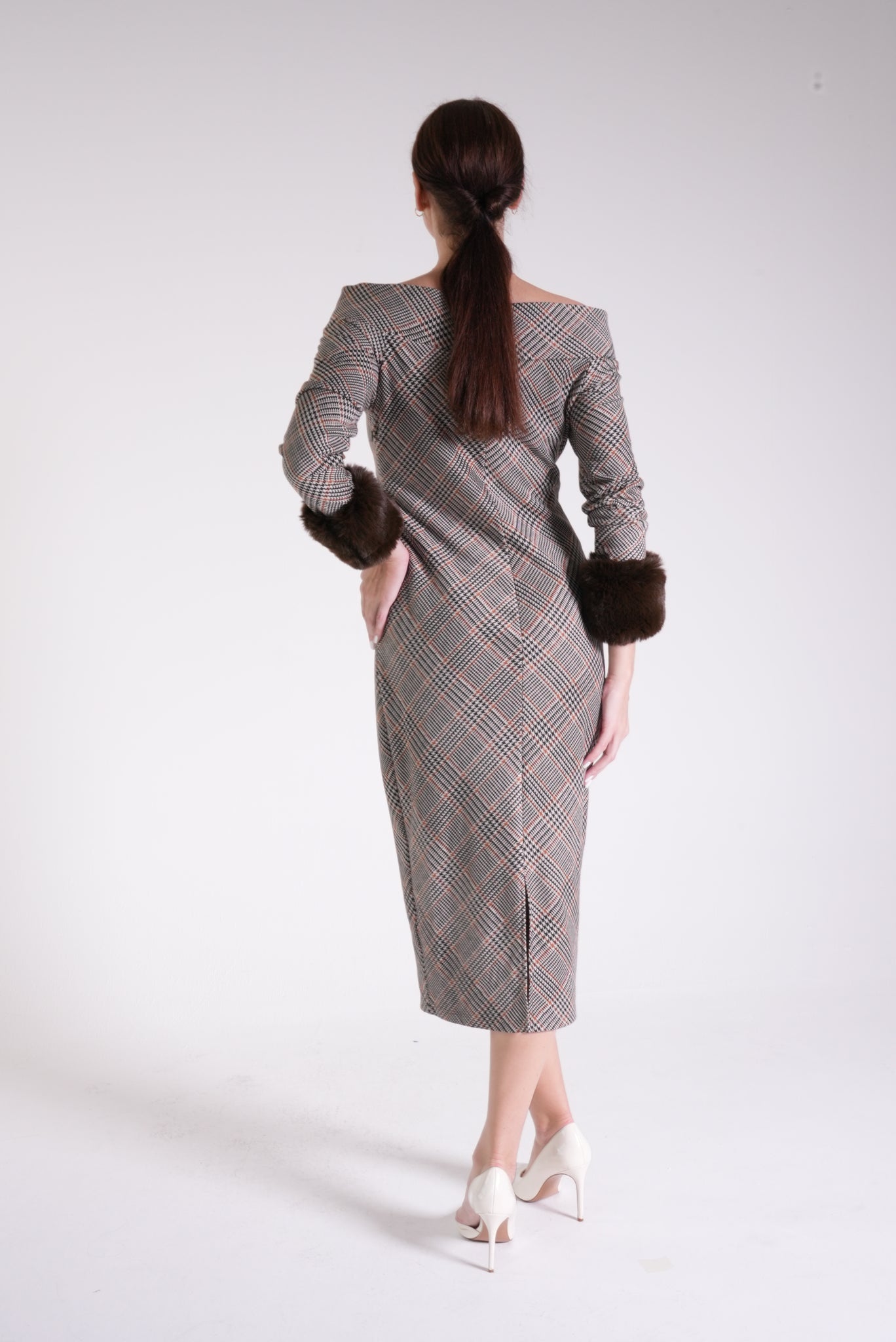 Sleeve Detailed Patterned Dress